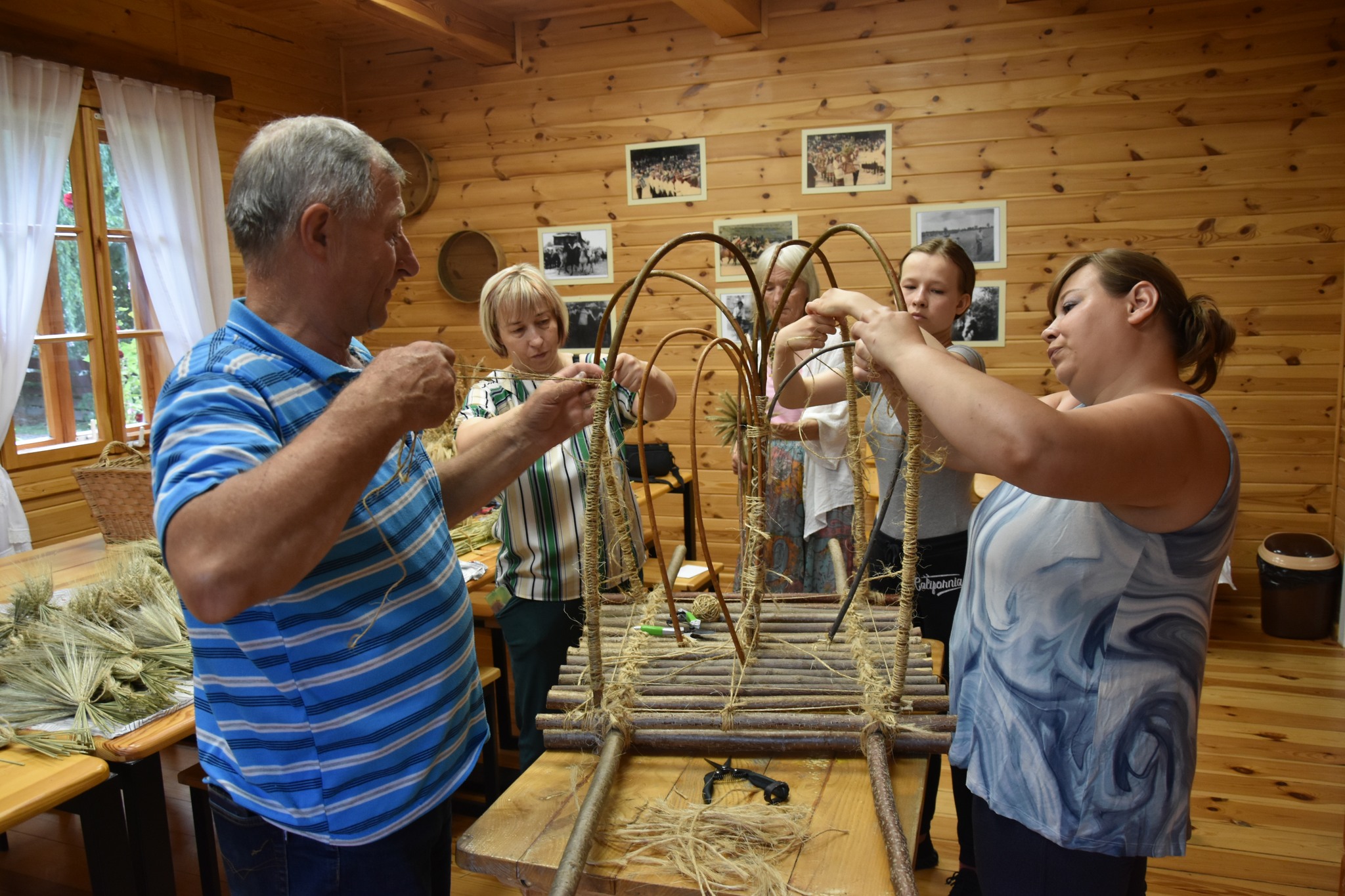 Warsztaty Tworzenia Tradycyjnego Wieńca Dożynkowego II